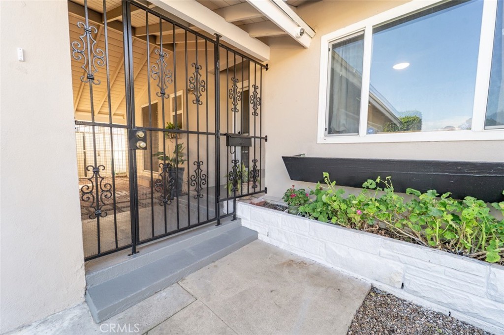 223 S Emerald Street