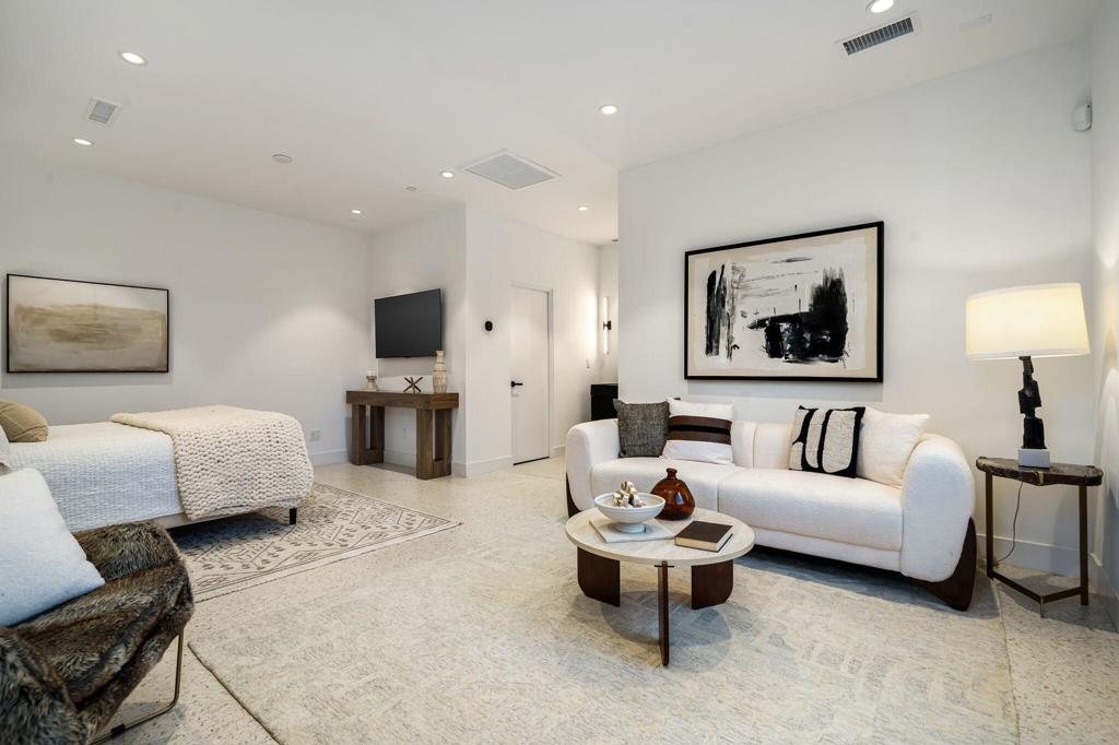 Revelle at Clancy Ln - Residential