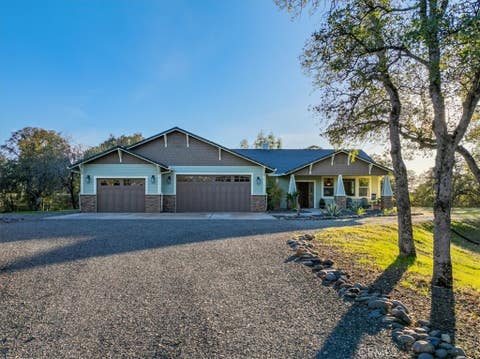 Photo of 14815 Molluc Dr, Red Bluff, CA 96080 (MLS # SN26185878)