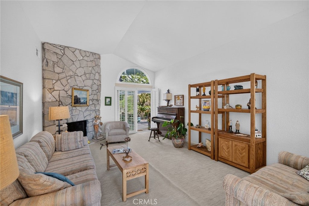 2403 Calle Monte Carlo