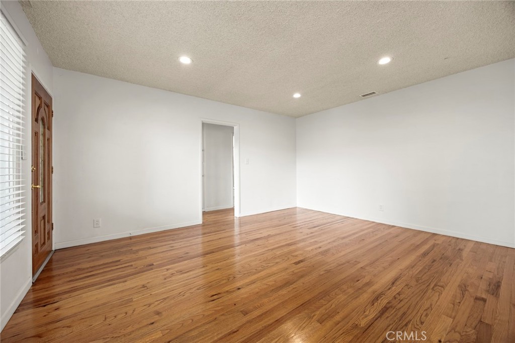 6113 Greenmeadow Road