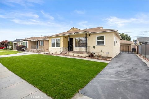Photo of 6113 Greenmeadow Road, Lakewood, CA 90713 (MLS # PW26096335)