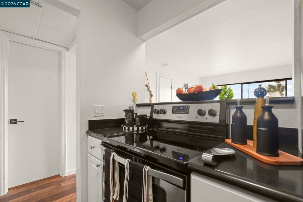 470 N Civic Dr 505