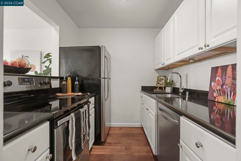 470 N Civic Dr 505