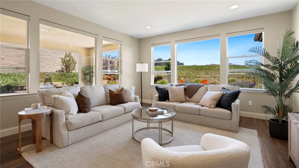 Nipomo, California 93444, United States, 2 Bedrooms Bedrooms, ,2 BathroomsBathrooms,Residential,Active,223285