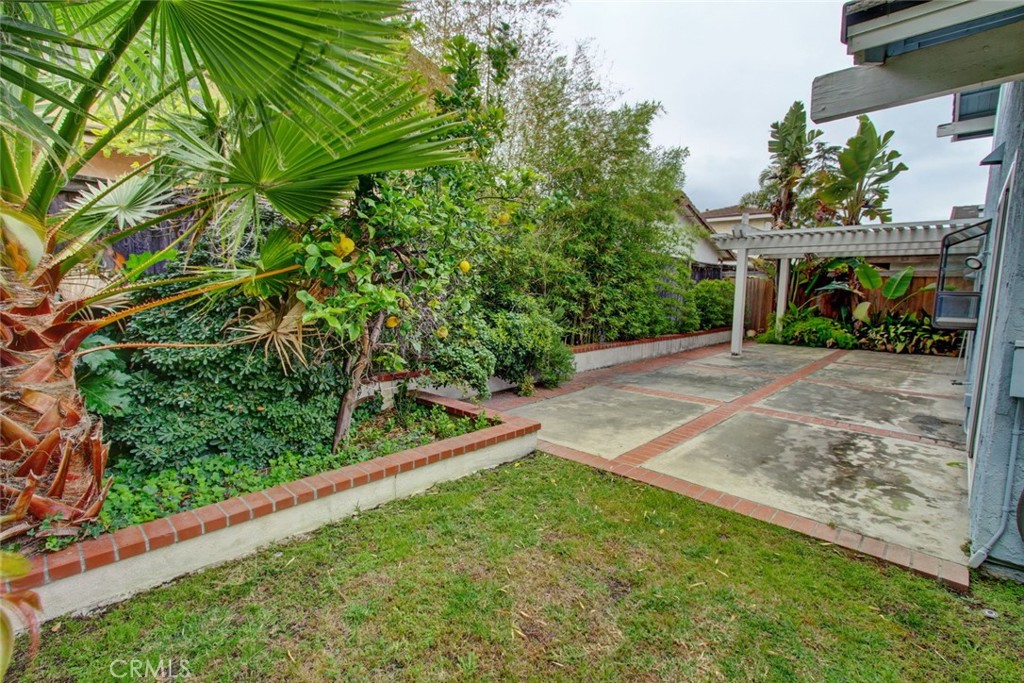 Patio Homes (WB) (PT) - Residential Lease