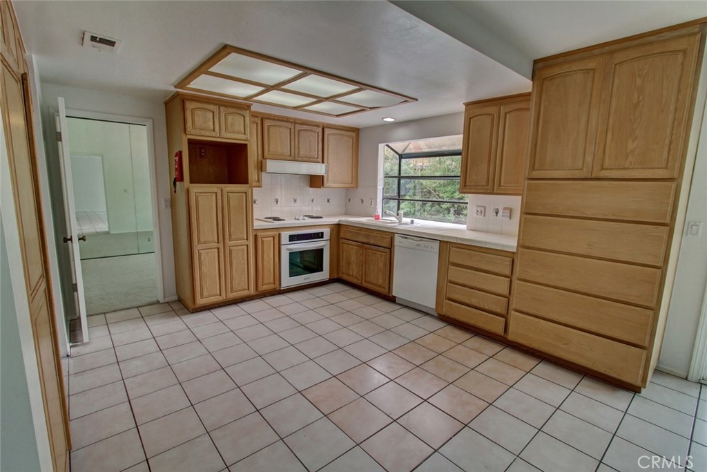 Patio Homes (WB) (PT) - Residential Lease