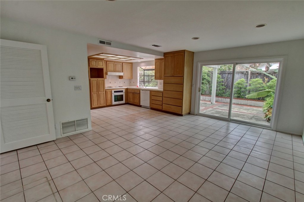 Patio Homes (WB) (PT) - Residential Lease