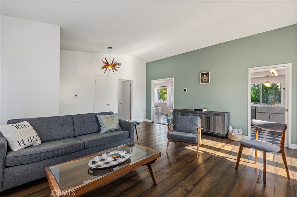 1031 W Patrick Street