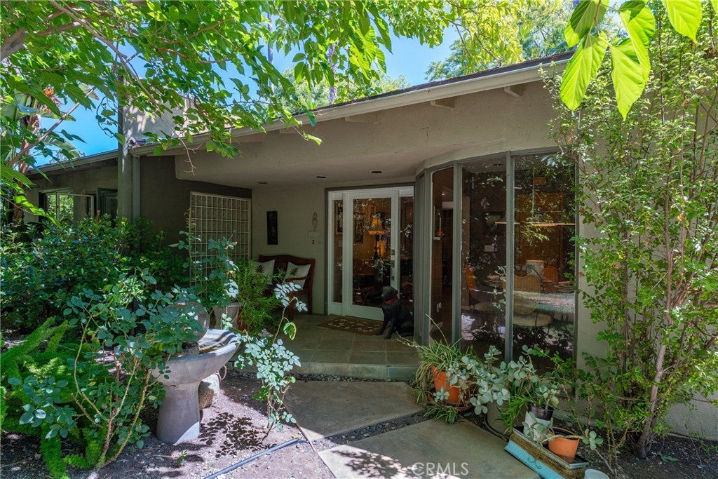 4956 Hood Drive