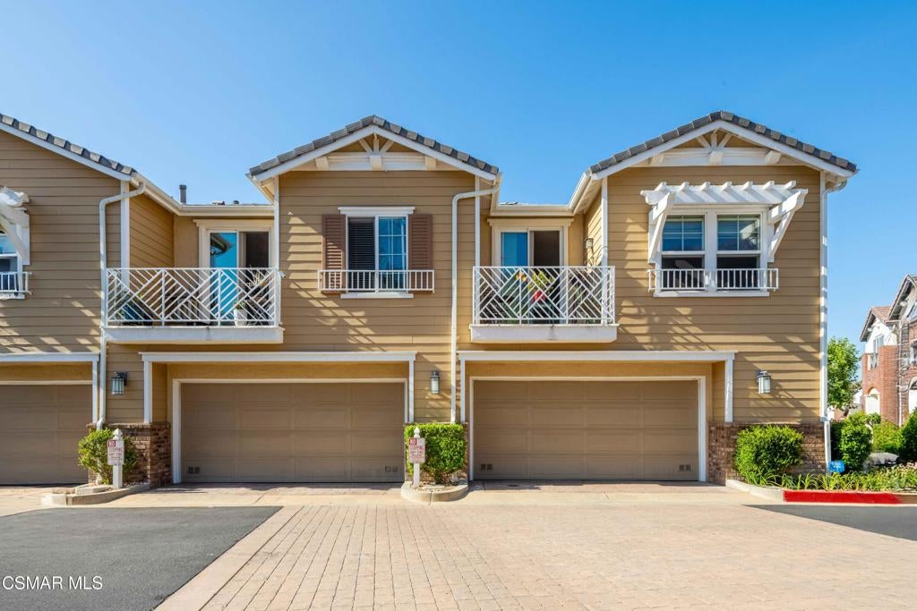 16714 Nicklaus Drive 68, Sylmar CA 91342
