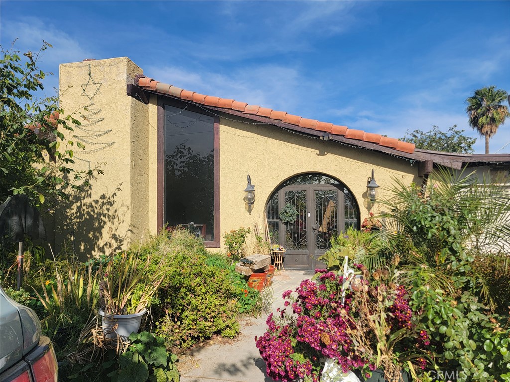 12738 12739 Reche Canyon Road