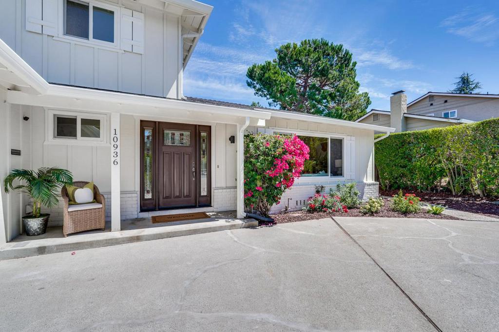 10936 Linda Vista Drive
