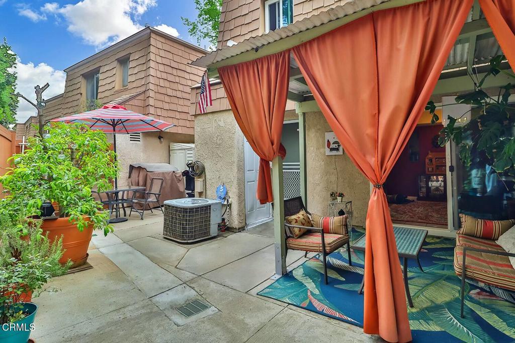 Liberty Canyon Townhomes-861 - Residential