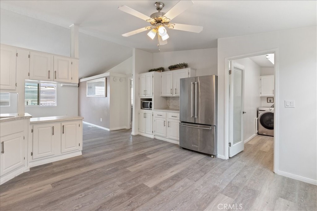 9080 Bloomfield Avenue 237