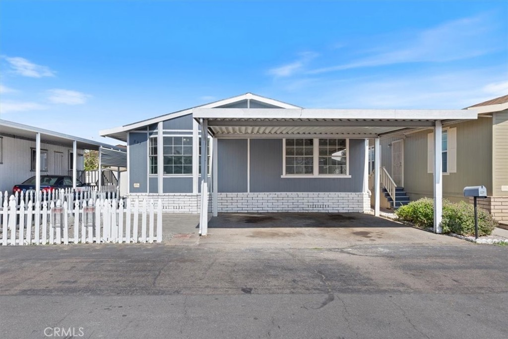 9080 Bloomfield Avenue 237