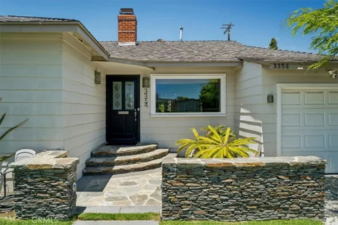 MLS: PW26136436