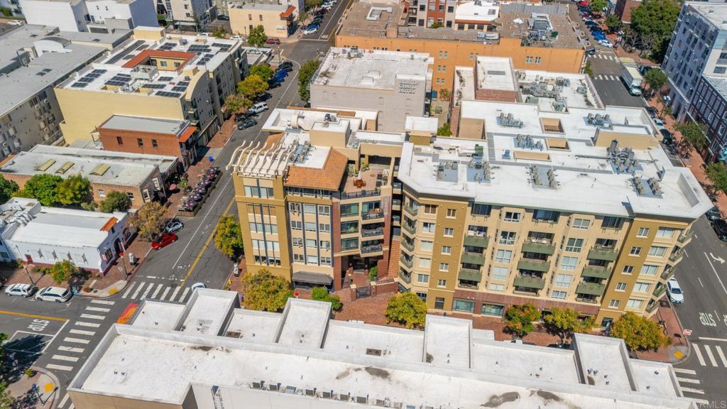 Enjoy the City Light Views from the Top 6th Floor of Pacific Terrace!! Live, work, and play in the heart of San Diego’s iconic Gaslamp District! This stylish 1-bedroom condo puts you steps away from world-class dining, nightlife, shopping, the convention center, the ballpark and the waterfront. * Modern open layout with large Balcony to Enjoy the VIEW * Designer finishes & stainless steel appliances * In-unit laundry - Stackable * Secure building with amenities * Walk to Petco Park & San Diego Bay Don’t just live in San Diego — experience it to the fullest!!!