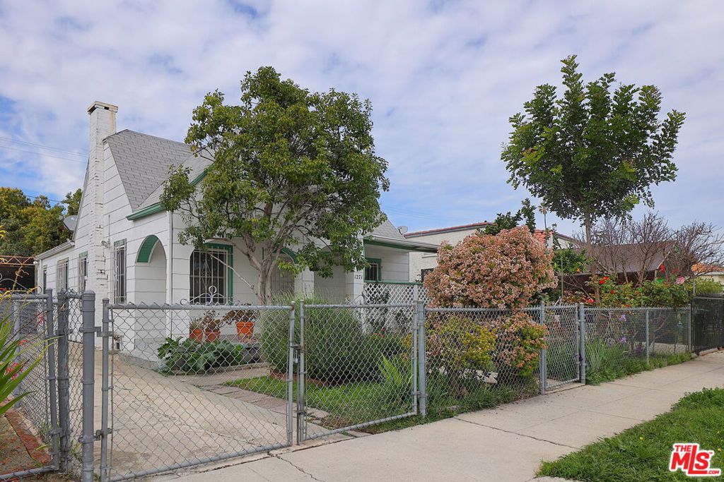 1271 S Mullen Avenue