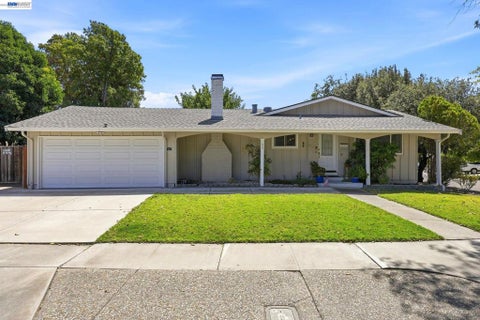 Photo of 4315 Denker Dr DR, Pleasanton, CA 94588 (MLS # 41151232)