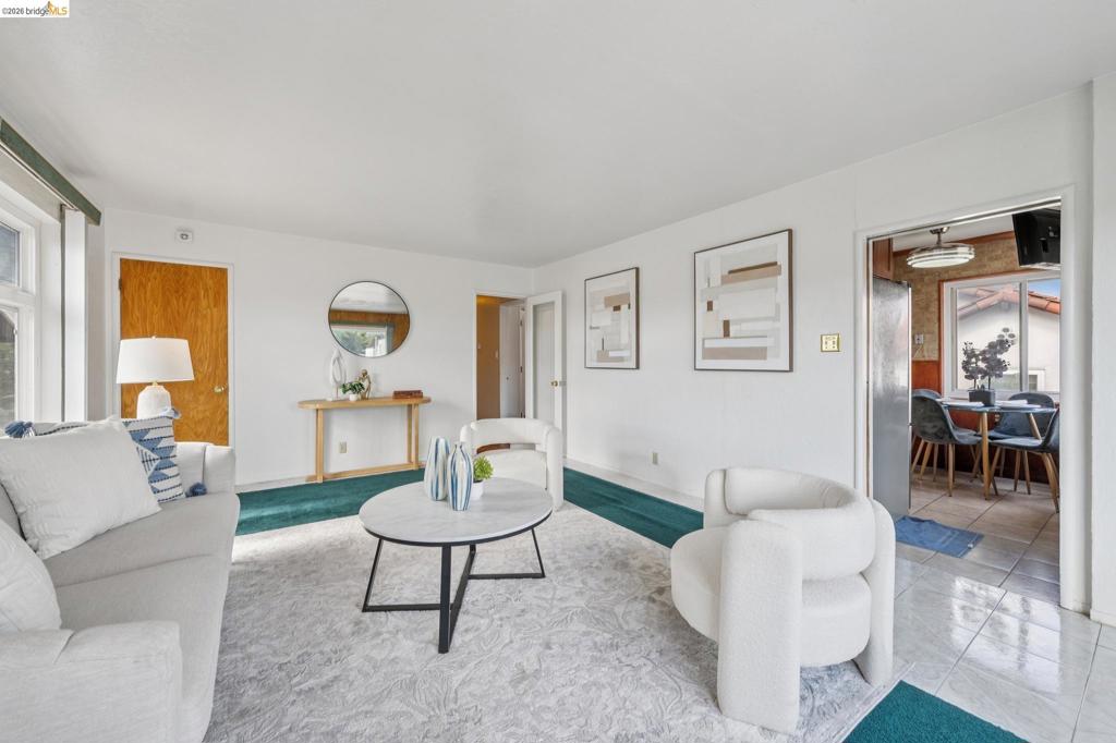 5709 Walnut Street