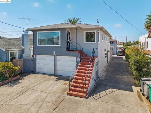 Photo of 5709 Walnut Street ST, Oakland, CA 94605 (MLS # 41148581)