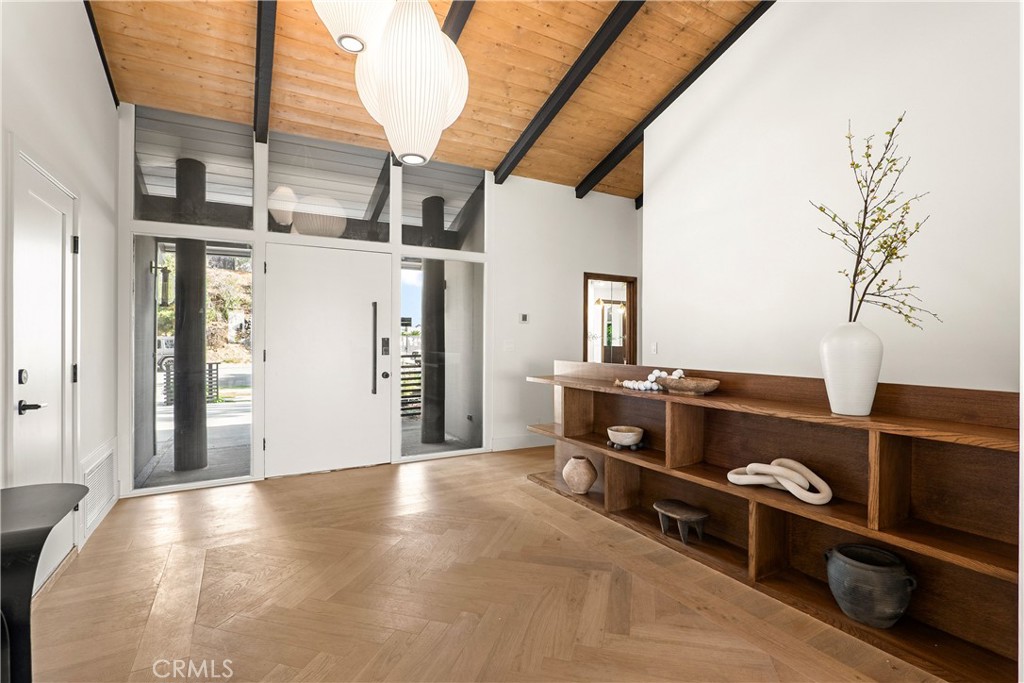 Properties 1 701 La Portada