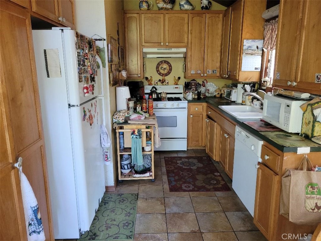 22726 Ponderosa Drive