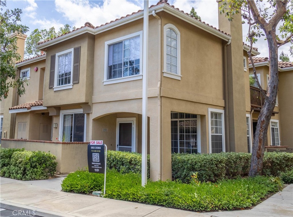 251 Gallery WAY