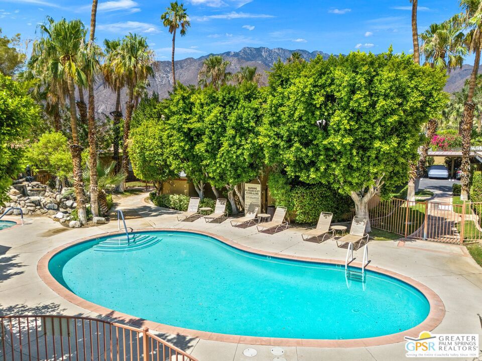 2501 N Indian Canyon Drive 611