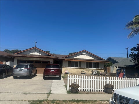Photo of 1727 E Arbutus Avenue, Anaheim, CA 92805 (MLS # PW26201303)