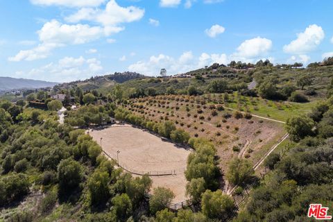 Tiny photo for 13418 Nightsky Drive, Camarillo, CA 93012 (MLS # 25553301)