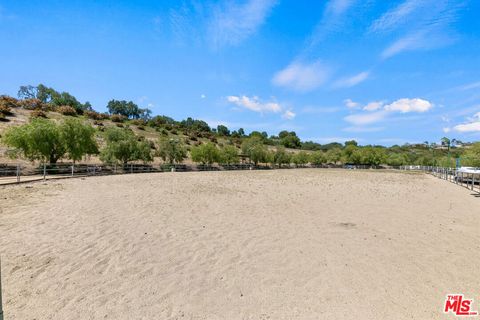 Tiny photo for 13418 Nightsky Drive, Camarillo, CA 93012 (MLS # 25553301)