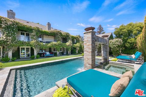 Tiny photo for 13418 Nightsky Drive, Camarillo, CA 93012 (MLS # 25553301)