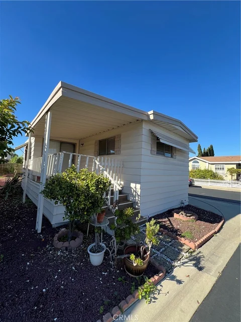 MLS: CV26188336