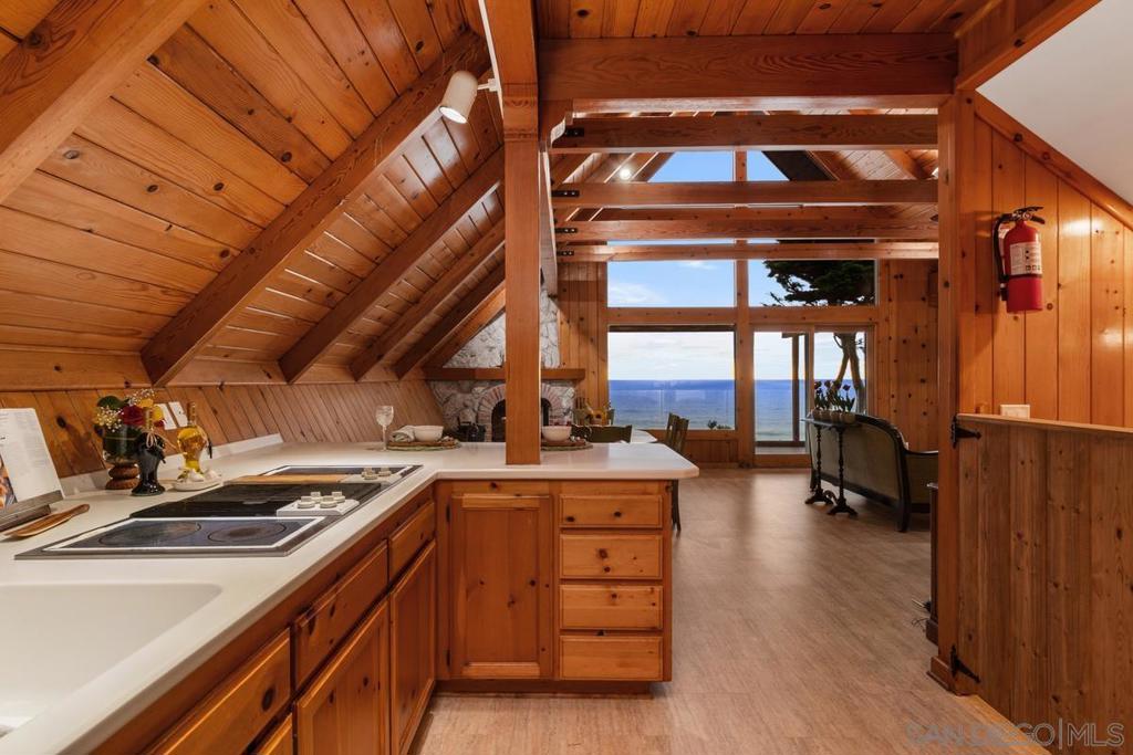 Leucadia - Residential Income