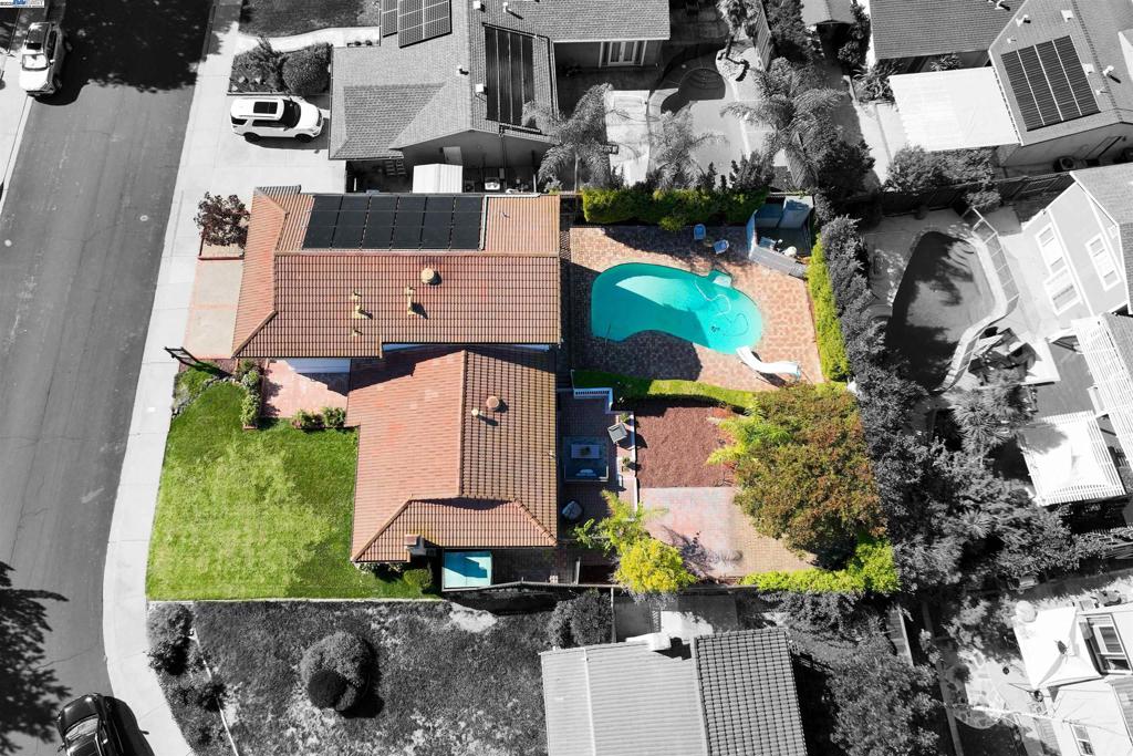PLEASANTON - Residential