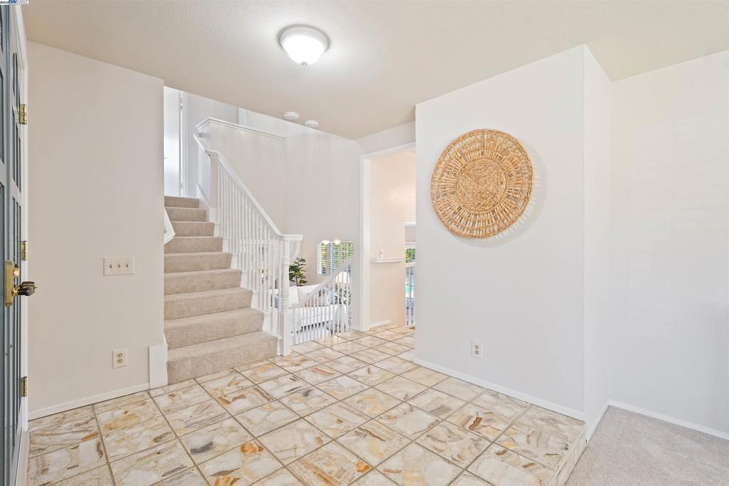 PLEASANTON - Residential