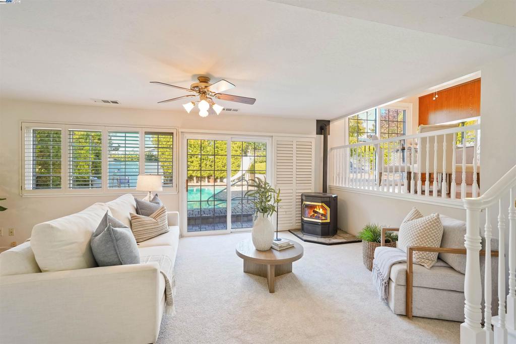 PLEASANTON - Residential