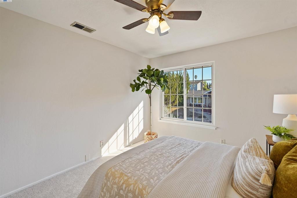 PLEASANTON - Residential