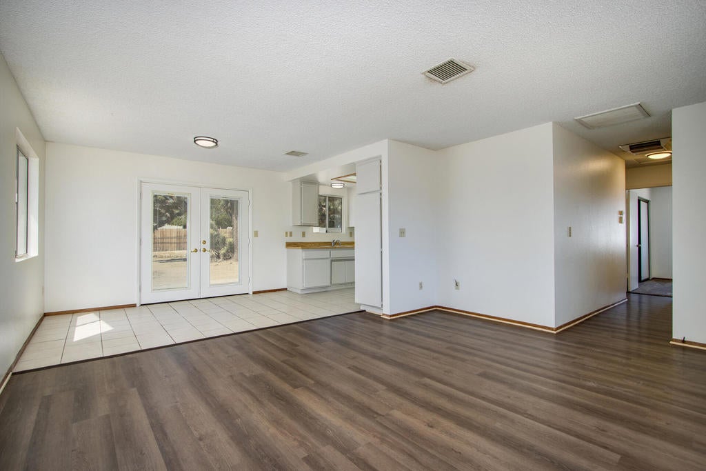 7028 Tamarisk Avenue