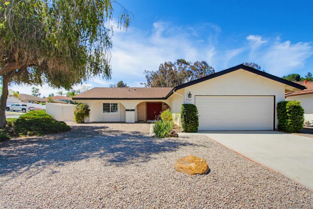 1121 La Mirada Ave Ave