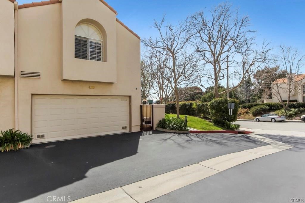 11302 Old Ranch Circle