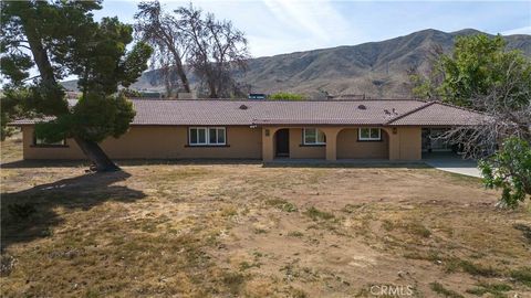 Photo of 9473 Juniper St, Apple Valley, CA 92308 (MLS # GD26074852)