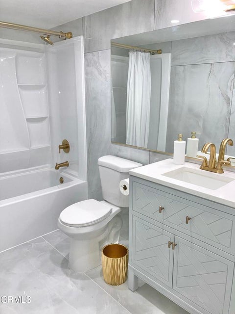 Tiny photo for 751 Birchpark Circle #102, Thousand Oaks, CA 91360 (MLS # V1-38826)
