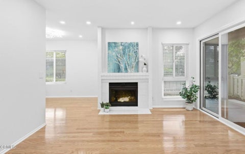 Tiny photo for 751 Birchpark Circle #102, Thousand Oaks, CA 91360 (MLS # V1-38826)