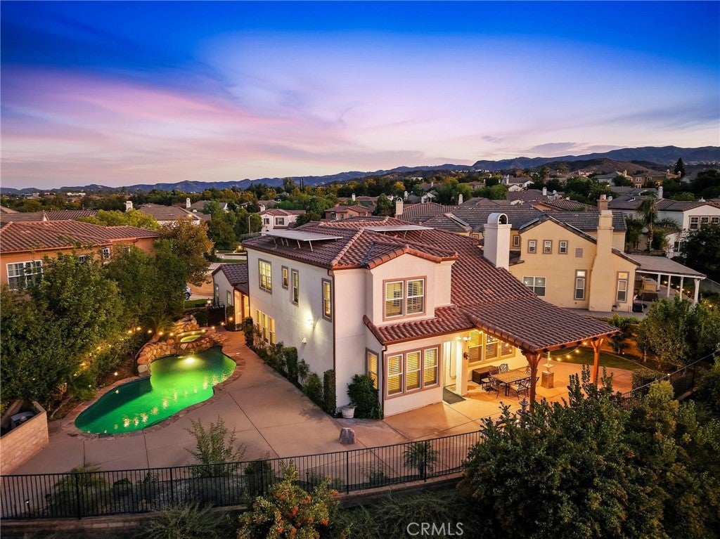 27121 Rosewood Court
