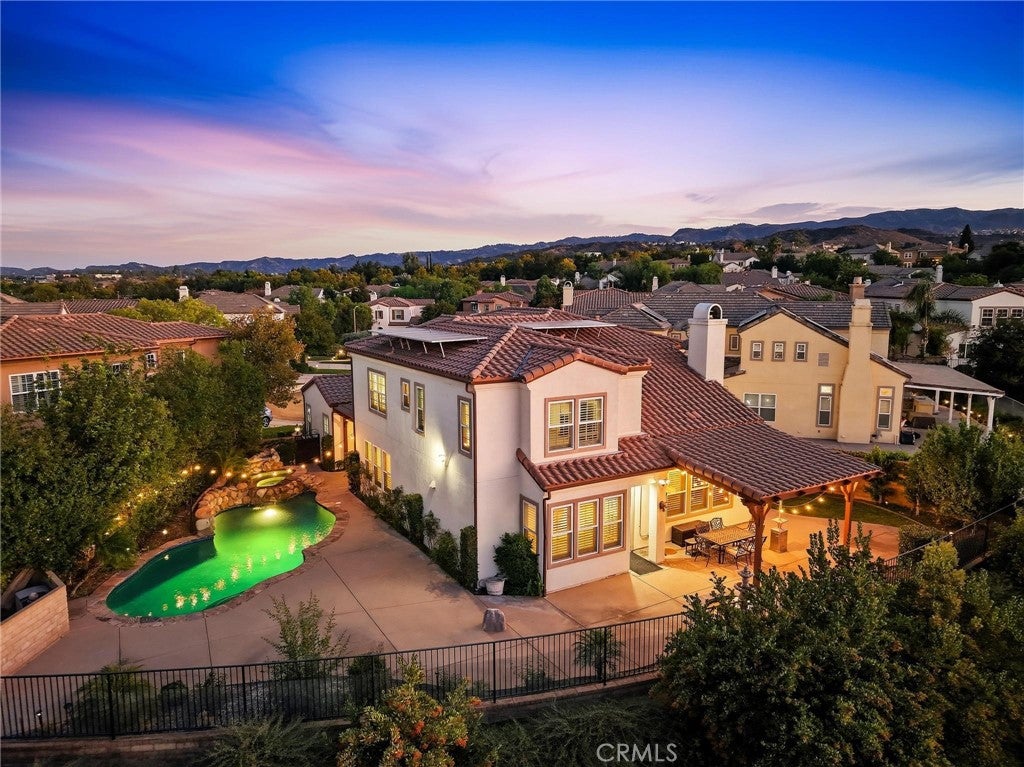 27121 Rosewood Court