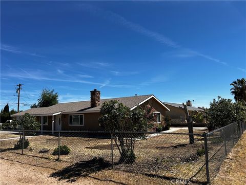 Photo of 9979 5th Ave, Hesperia, CA 92345 (MLS # CV26088830)