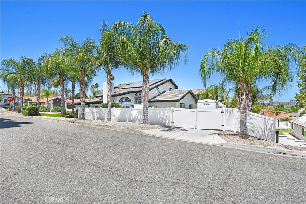 22982 Canyon Lake Dr. S